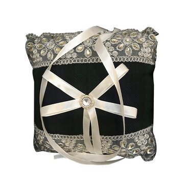 imperial-highland-supplies-tartan-ring-cushion-min